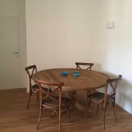 La Casa Accanto *