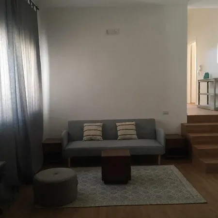 La Casa Accanto * Μπάρι